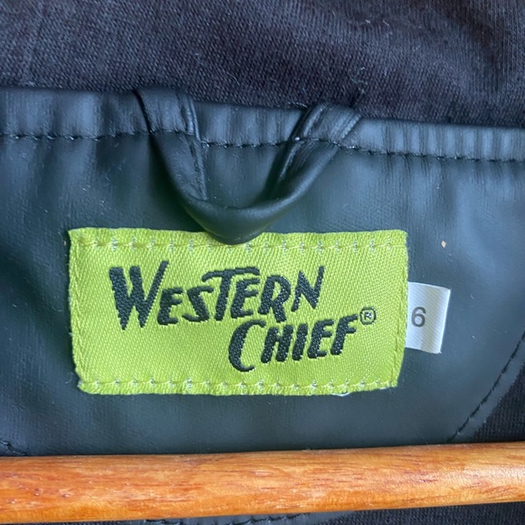 Western Chief Black Jacket with Green Label and OAKI waterproof boots - Picture 3 of 11